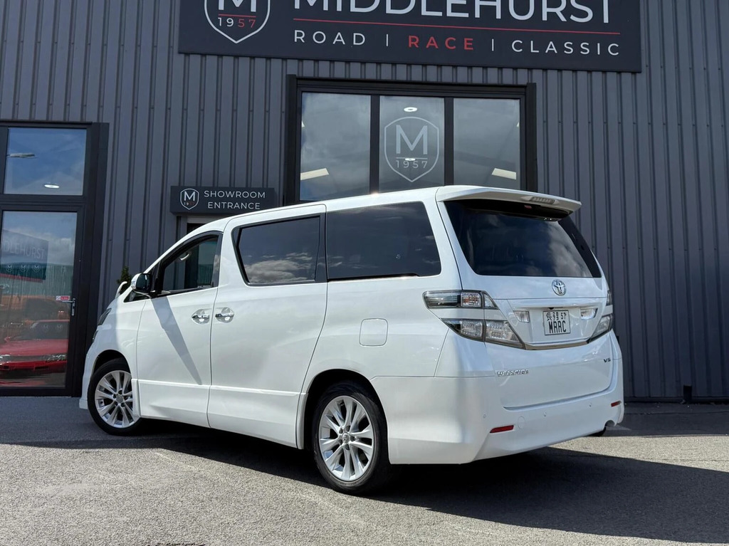 Toyota Vellfire 2.4 Z 8 Seater White #3