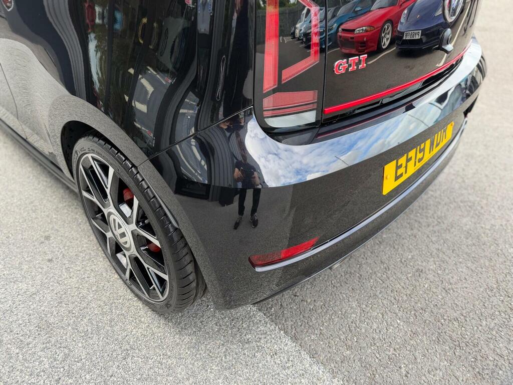 Volkswagen Up Red #98