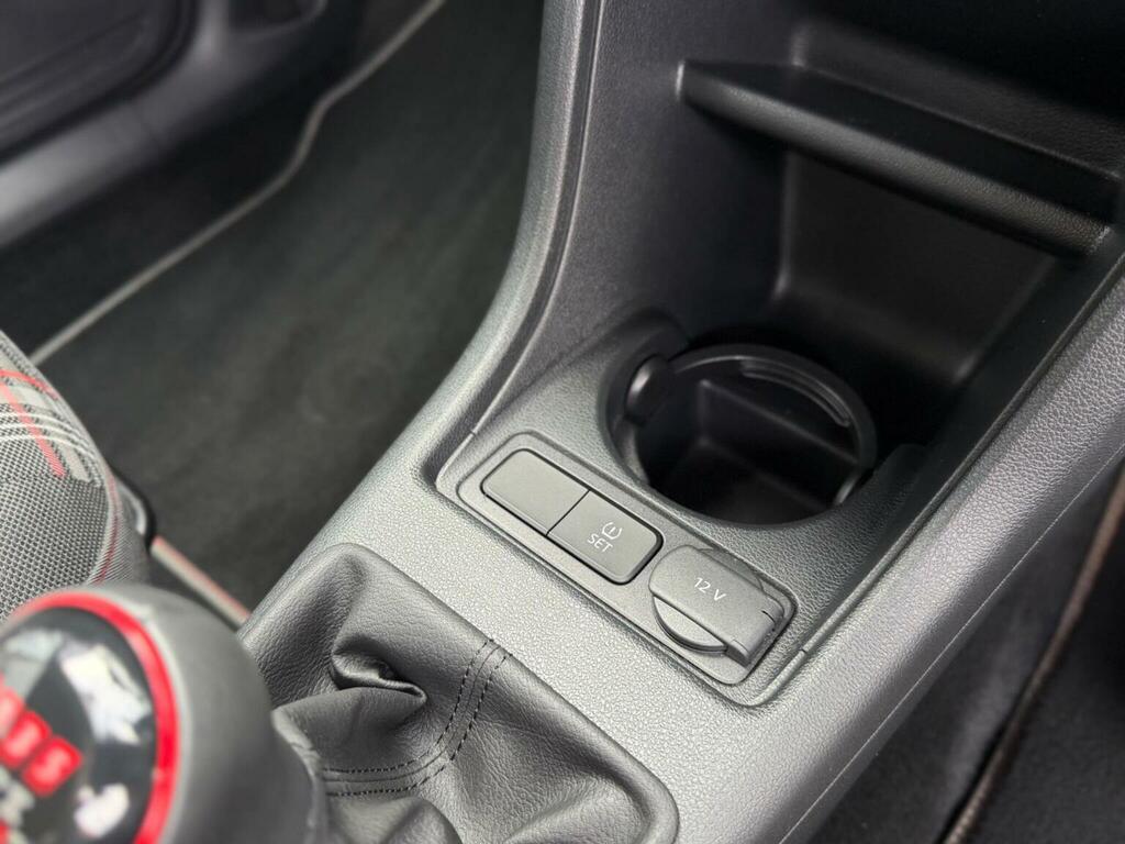 Volkswagen Up Red #142