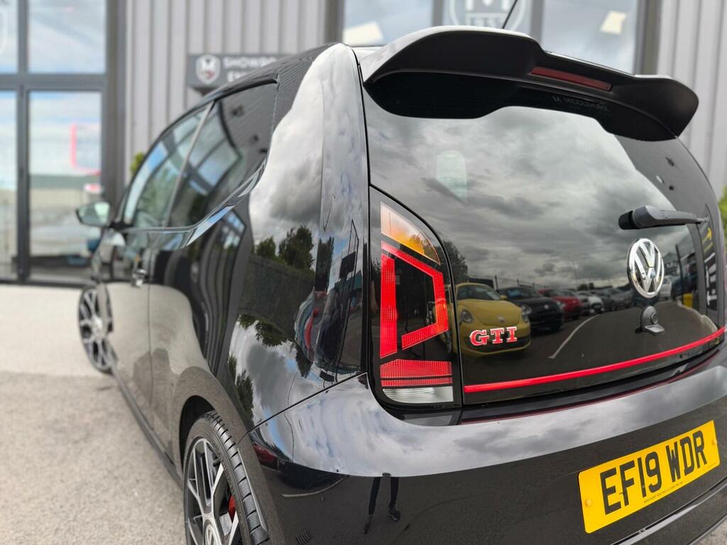 Volkswagen Up Red #78