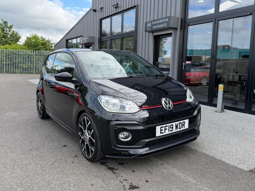 Volkswagen Up Red #84
