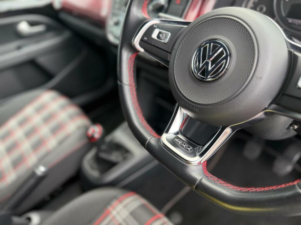 Volkswagen Up Red #61