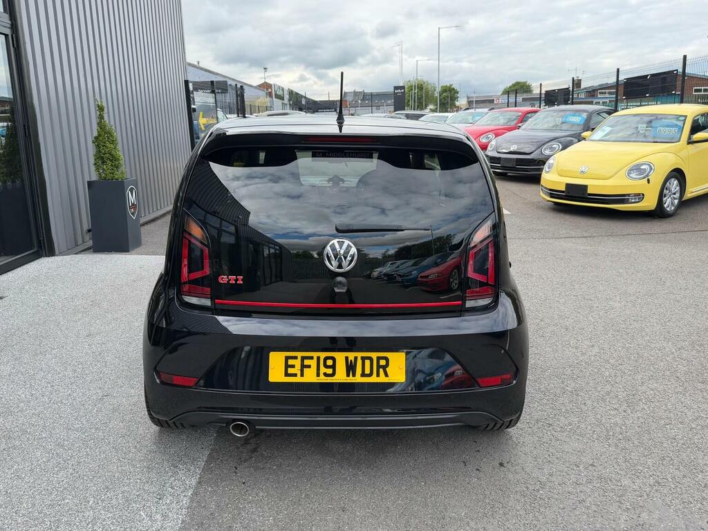 Volkswagen Up Red #18