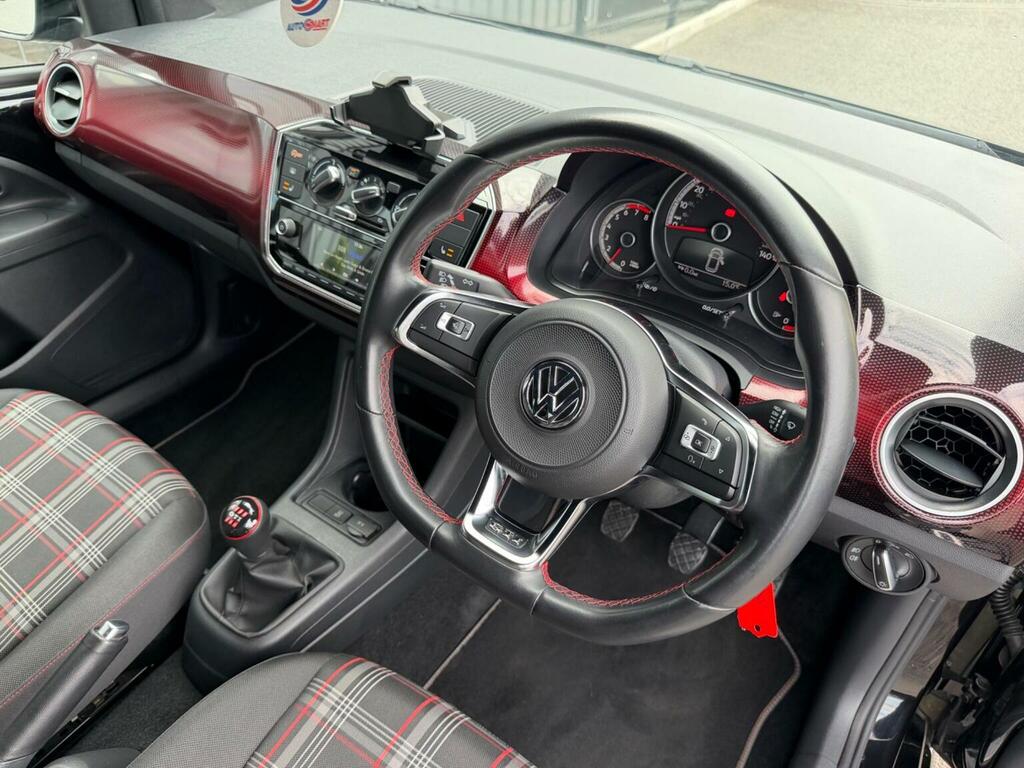 Volkswagen Up Red #81