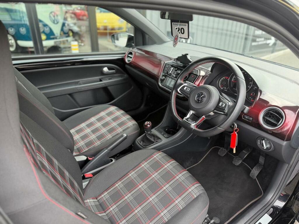 Volkswagen Up Red #36
