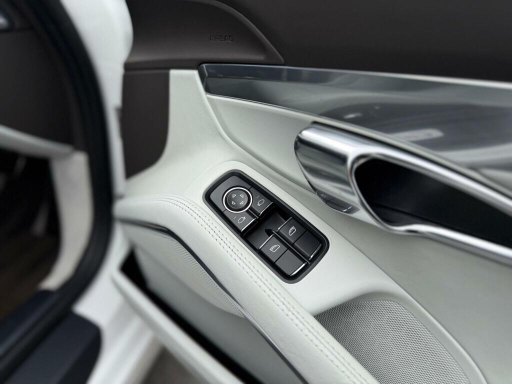 Porsche 911 3.4 Carrera Coupe Silver #28