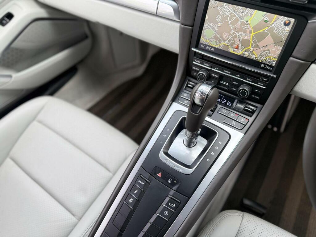 Porsche 911 3.4 Carrera Coupe Silver #52