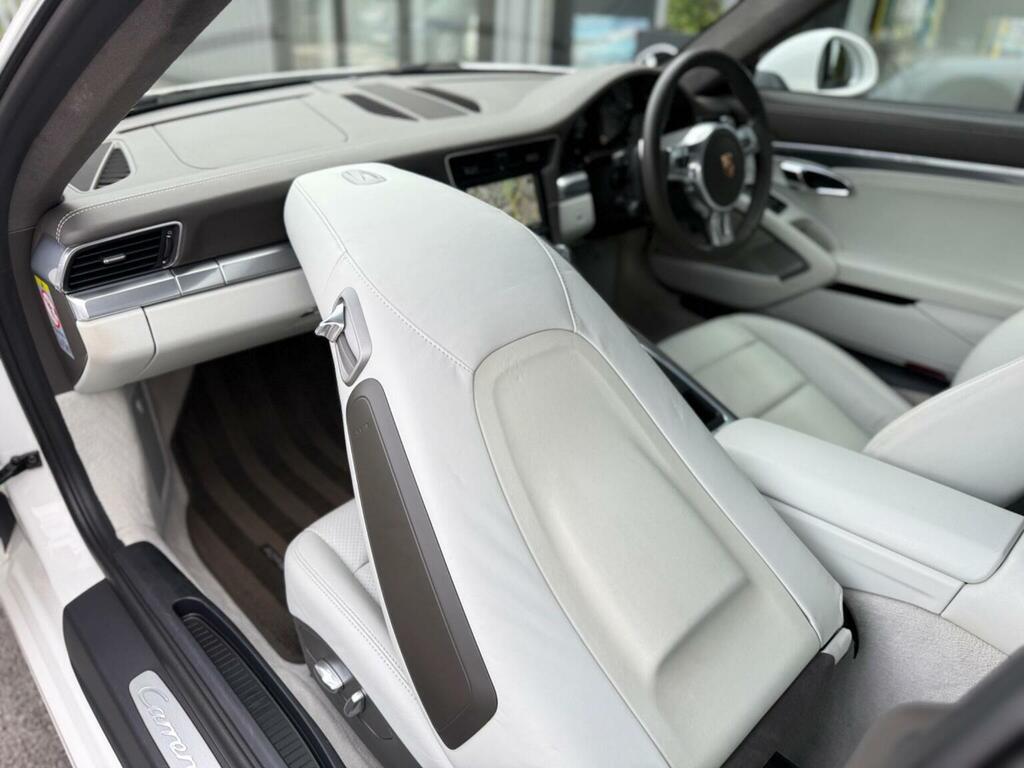 Porsche 911 3.4 Carrera Coupe Silver #43
