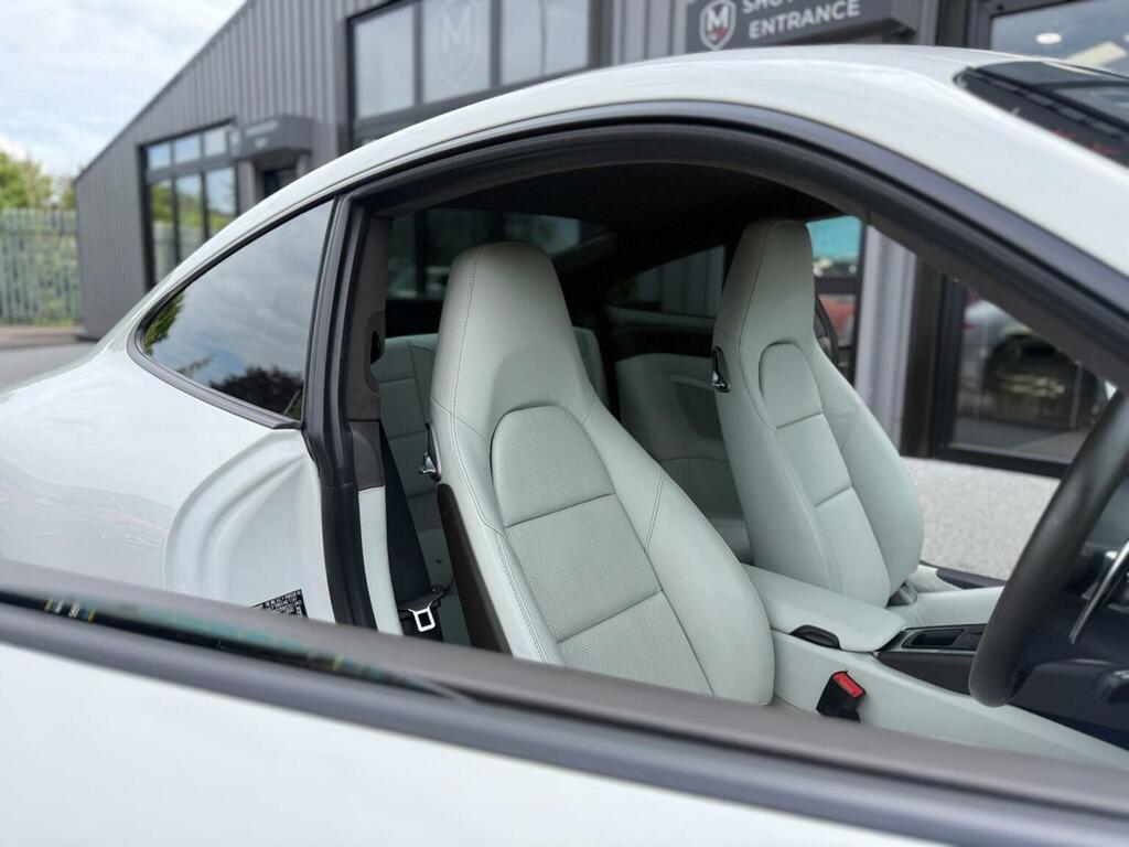 Porsche 911 3.4 Carrera Coupe Silver #68