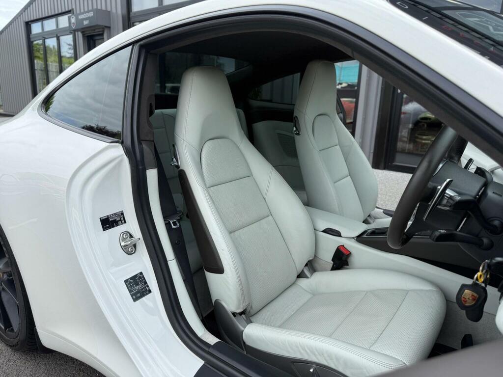 Porsche 911 3.4 Carrera Coupe Silver #23