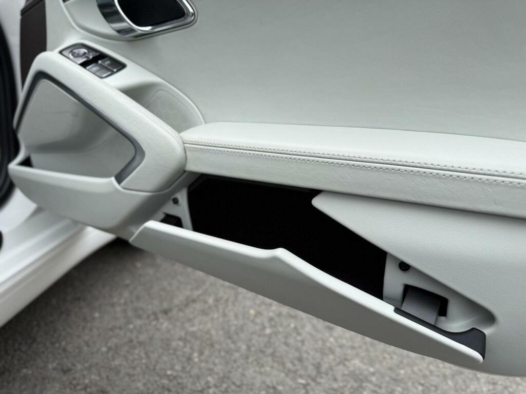 Porsche 911 3.4 Carrera Coupe Silver #27