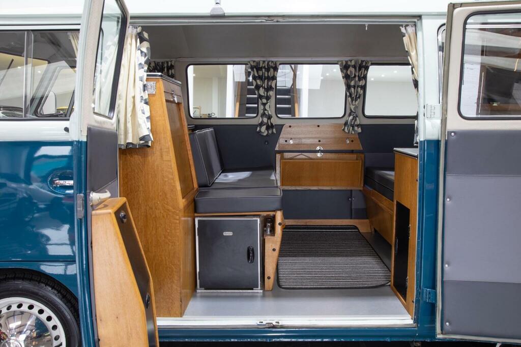 Volkswagen Campervan Uk Rhd Blue #2