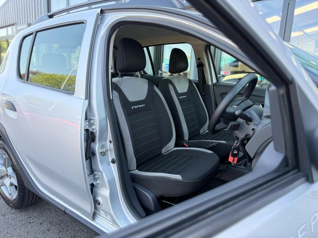 Dacia Sandero Stepway 0.9 Tce Essential Euro 6 Ss Silver #4
