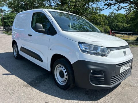 Fiat Doblo 1.5 Bluehdi 650Kg YJ23PFN White #3