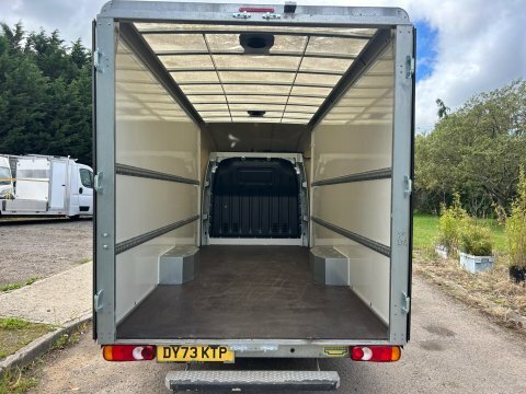 Renault Master 2.3Dci 35 Business White #4