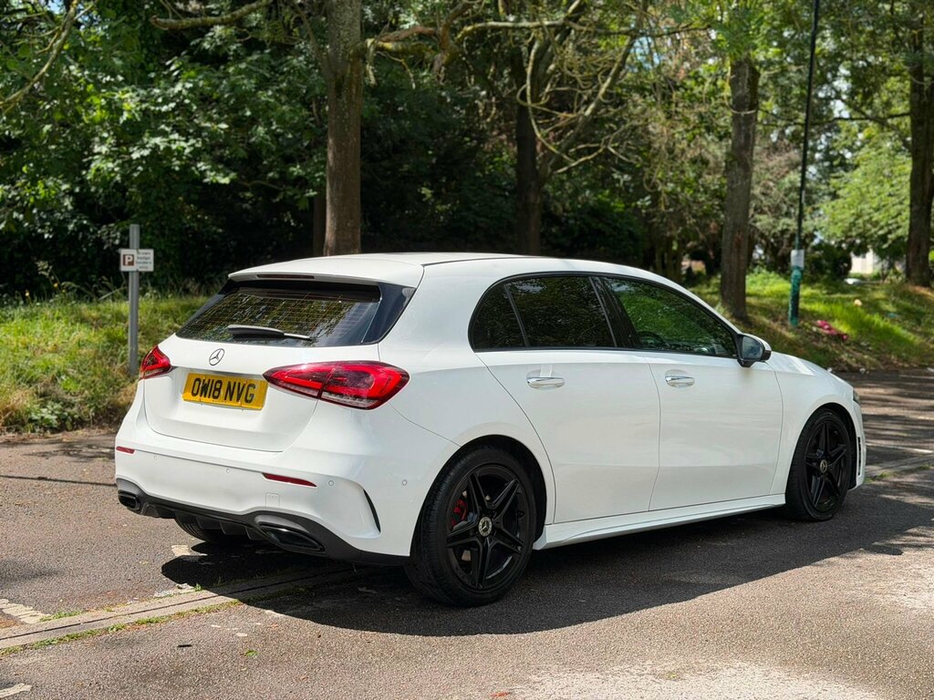 Mercedes-Benz A Class 1.3 A200 Amg Line Premium 7G-dct Euro 6 Ss White #3