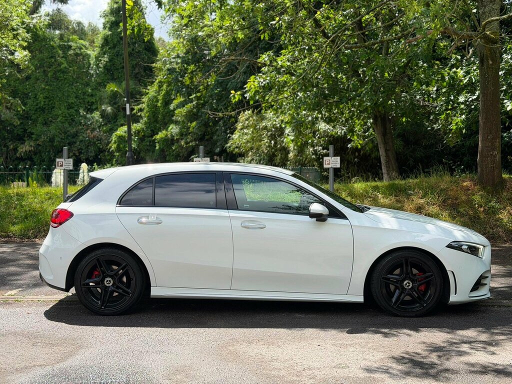 Mercedes-Benz A Class 1.3 A200 Amg Line Premium 7G-dct Euro 6 Ss White #2
