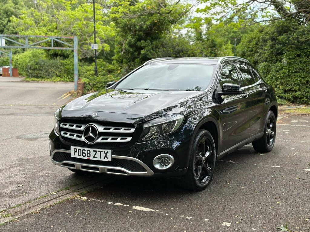 Mercedes-Benz GLA Class Gla 200 Sport Executive D White #8