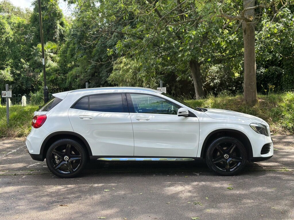 Mercedes-Benz GLA Class 1.6 Gla200 Amg Line Euro 6 Ss White #3