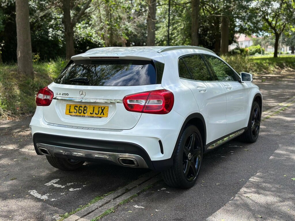 Mercedes-Benz GLA Class 1.6 Gla200 Amg Line Euro 6 Ss White #4