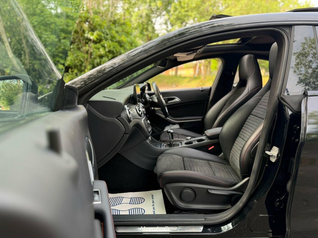 Mercedes-Benz CLA Class Auto #13