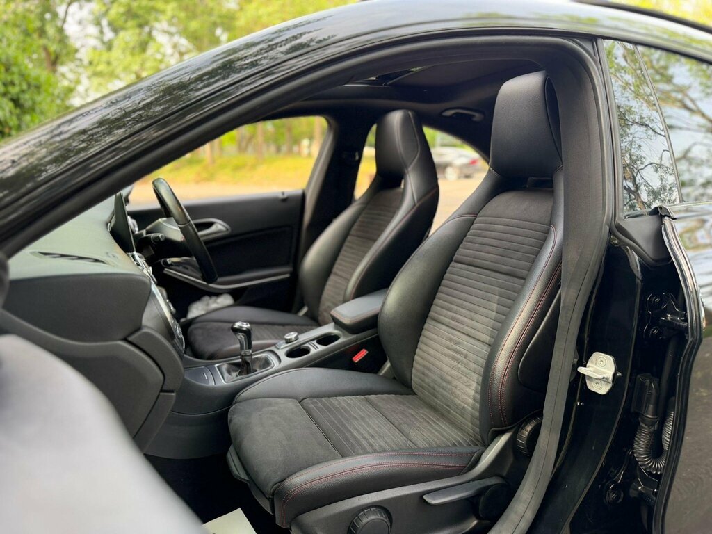 Mercedes-Benz CLA Class Auto #15