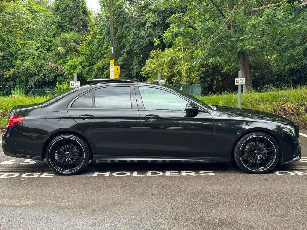 Mercedes-Benz E Class 2.0 E220d Amg Line Premium G-tronic Euro 6 Ss Black #2