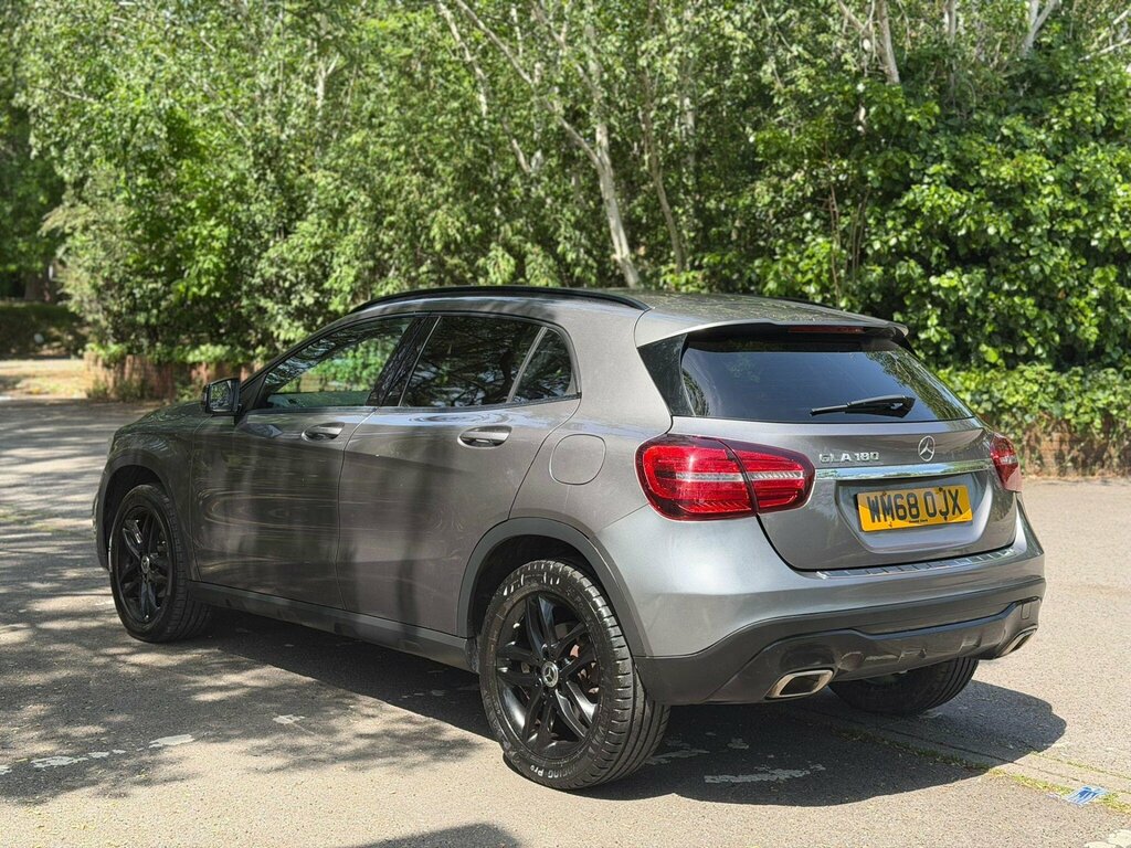Mercedes-Benz GLA Class 1.6 Gla180 Urban Edition 7G-dct Euro 6 Ss Grey #6