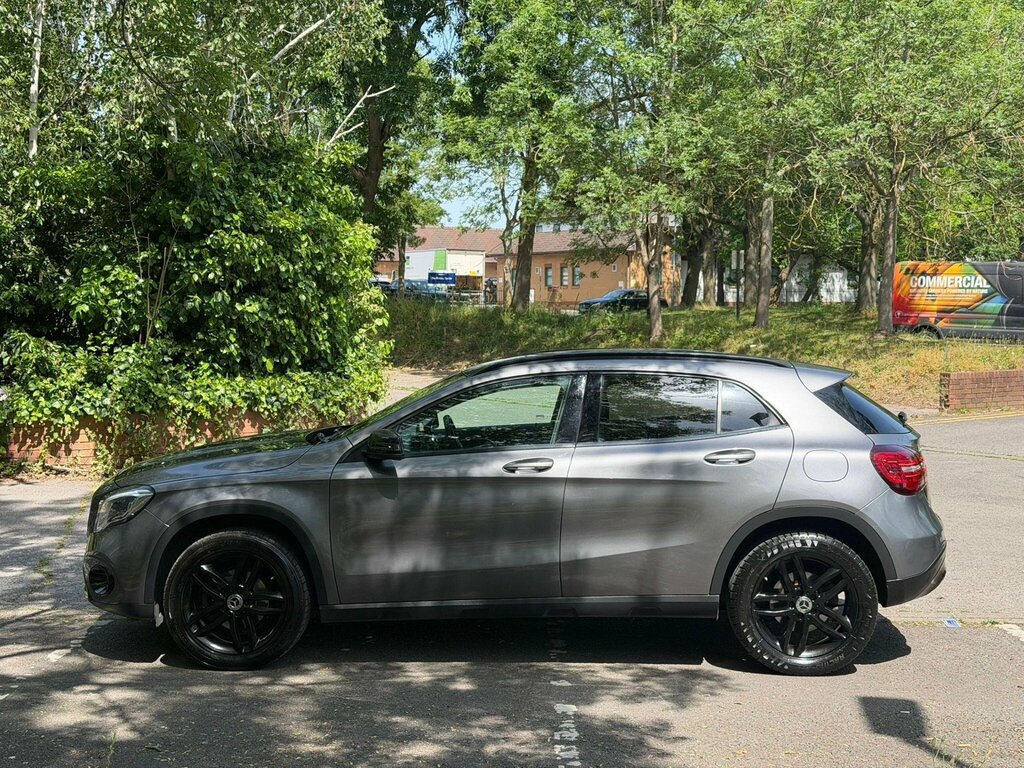 Mercedes-Benz GLA Class Urban Edition Grey #7