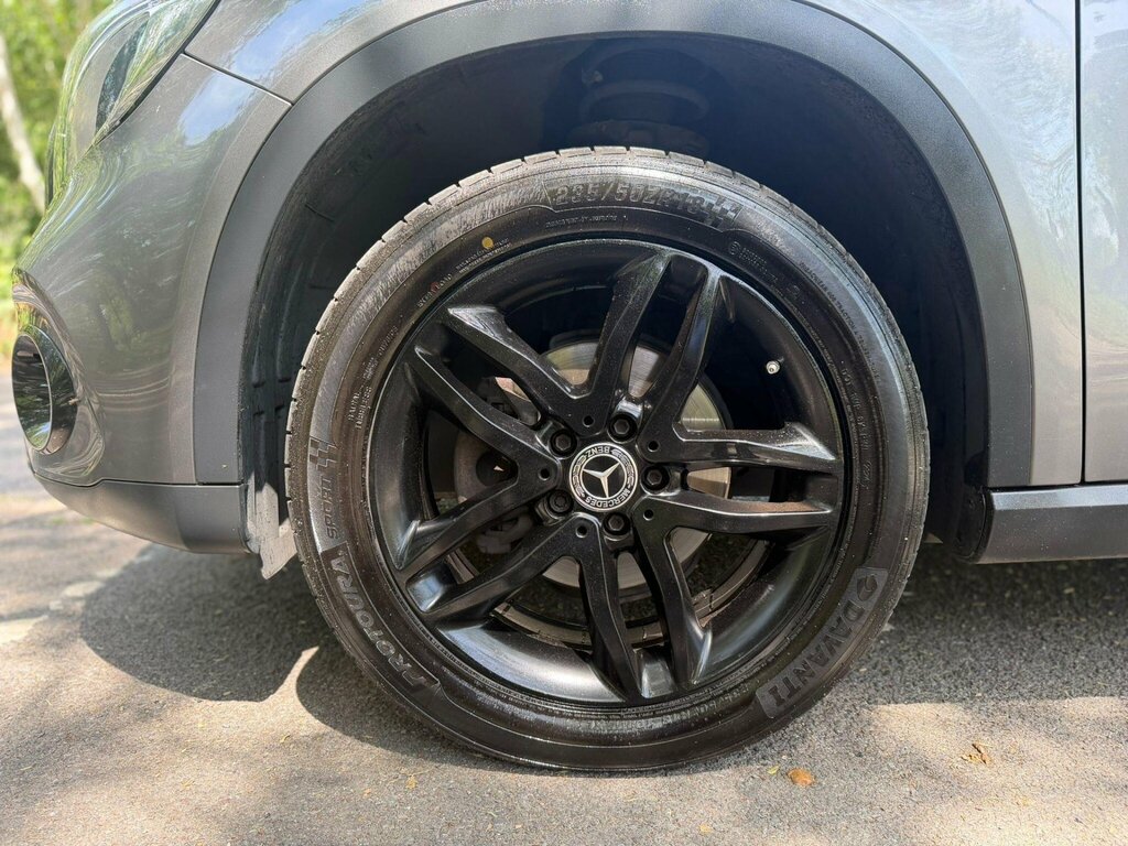 Mercedes-Benz GLA Class Urban Edition Grey #25