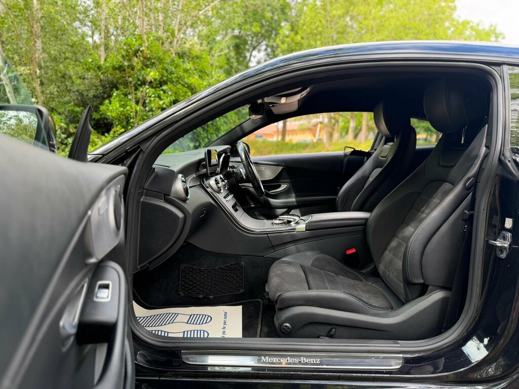 Mercedes-Benz C Class Coupe Black #13