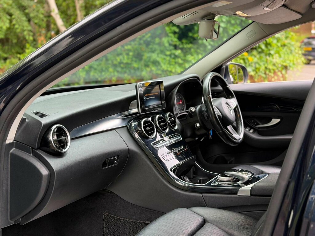 Mercedes-Benz C Class Se Black #13