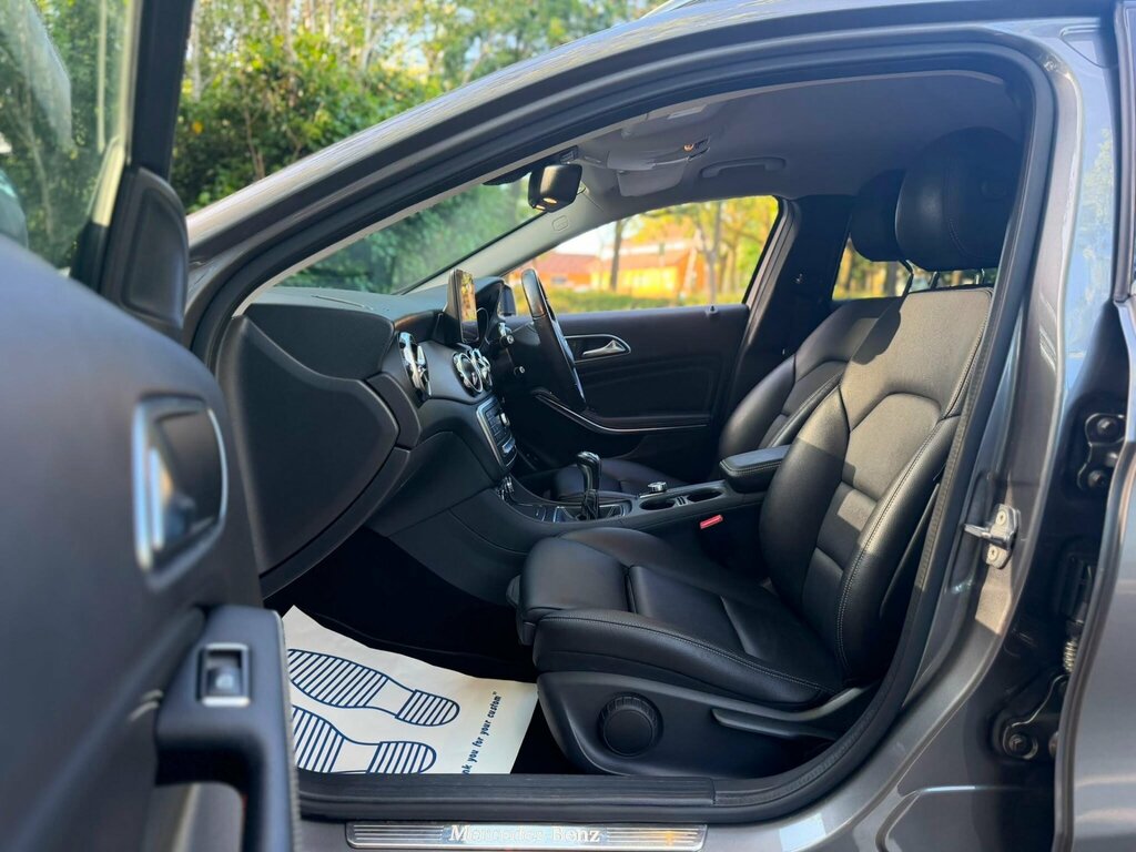 Mercedes-Benz GLA Class  Black #16