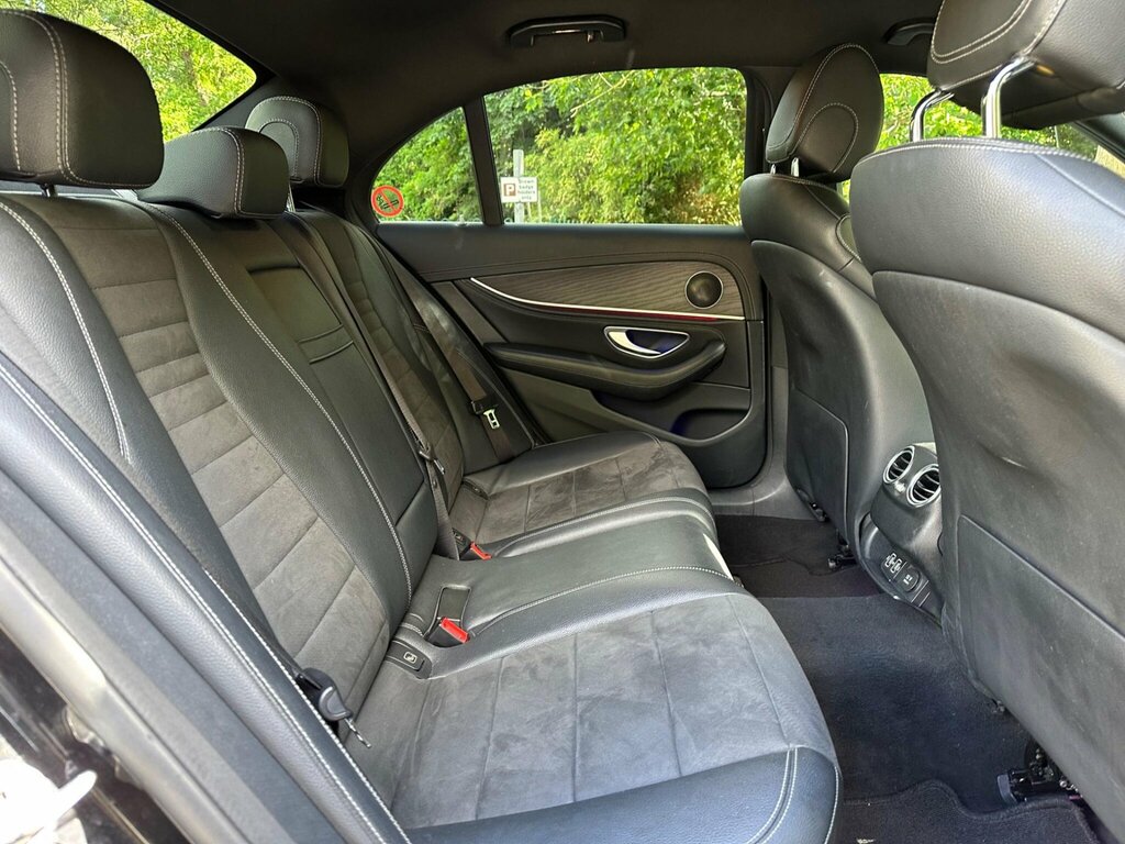 Mercedes-Benz E Class E220d Amg Line 9G-tronic Silver #19