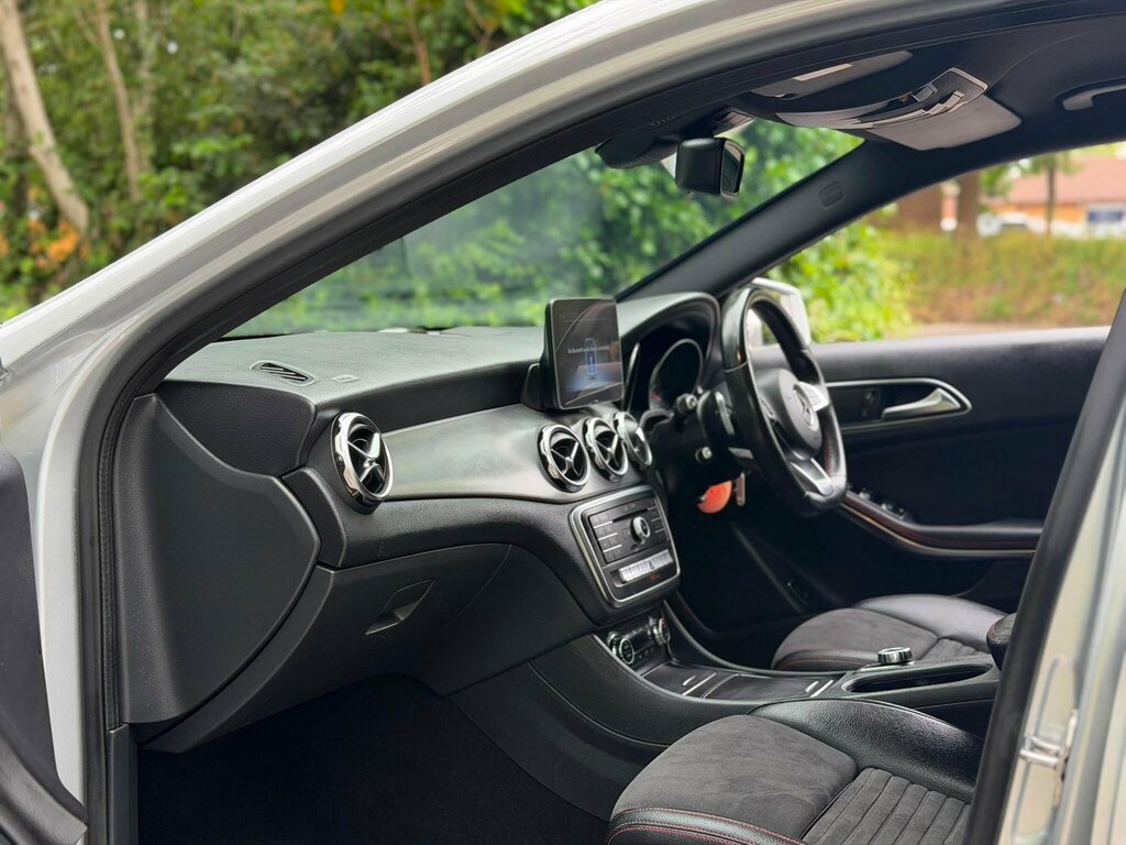 Mercedes-Benz GLA Class Suv Grey #14