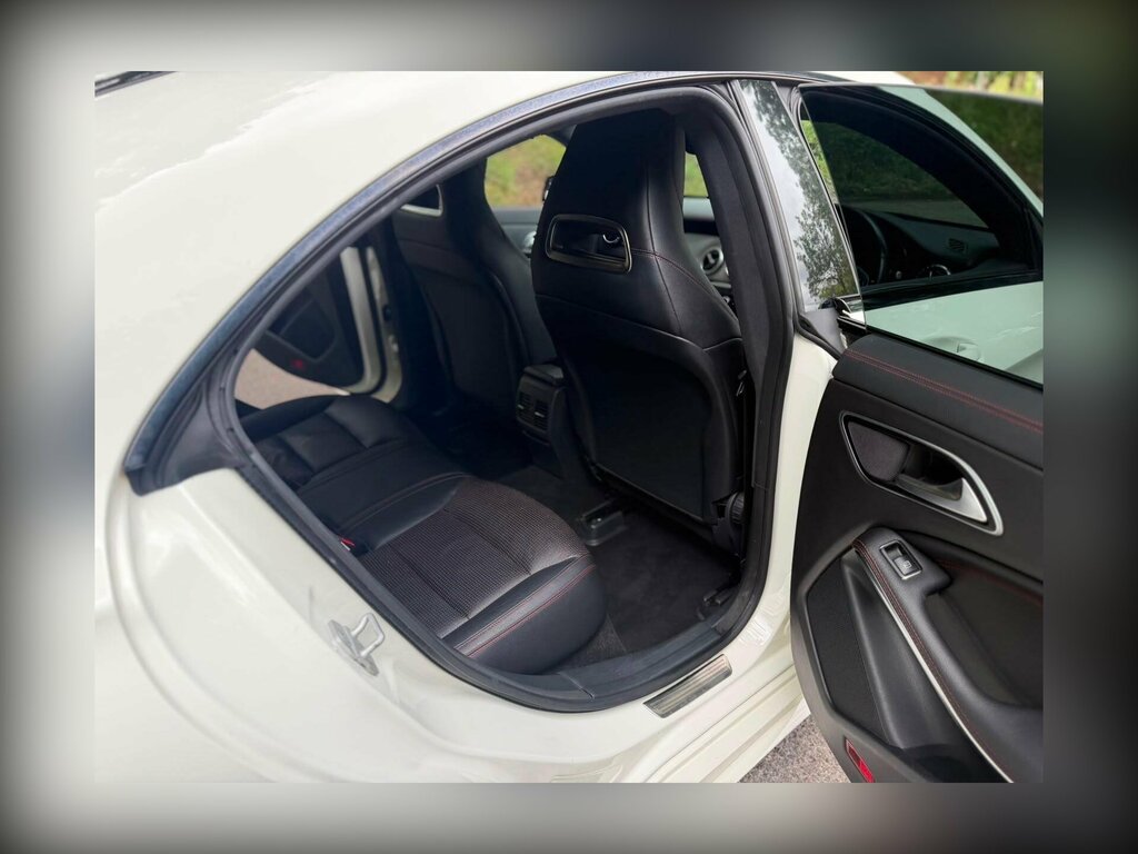 Mercedes-Benz CLA Class Cla 200D Amg Line Map Pilot Black #19