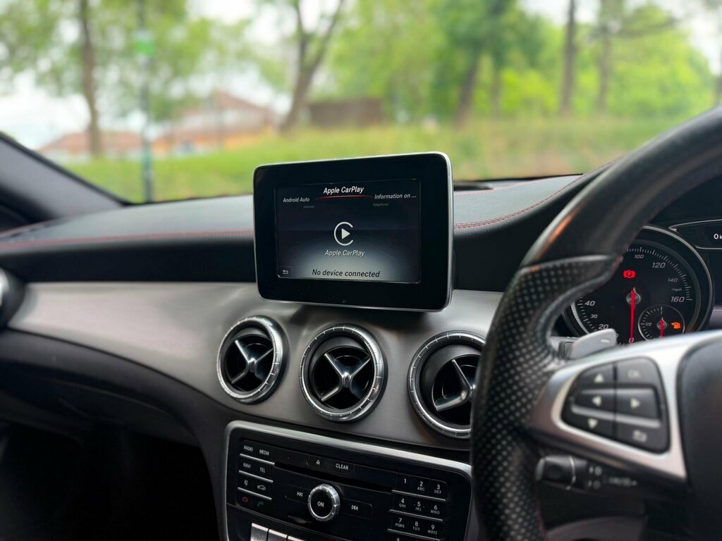Mercedes-Benz CLA Class Cla 200D Amg Line Map Pilot Black #22