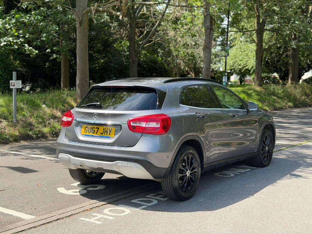 Mercedes-Benz GLA Class 2.1 Gla200d Se Executive Euro 6 Ss Grey #4