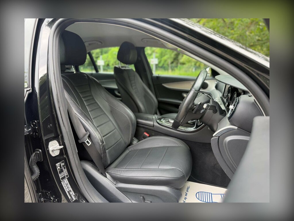 Mercedes-Benz E Class E220 Bluetec Amg Night Ed Premium 7G-tronic 20 White #11
