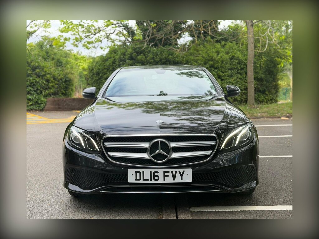 Mercedes-Benz E Class E220 Bluetec Amg Night Ed Premium 7G-tronic 20 White #7