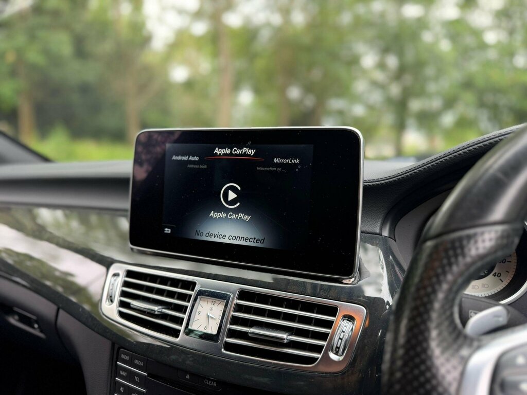Mercedes-Benz CLS Saloon Black #19
