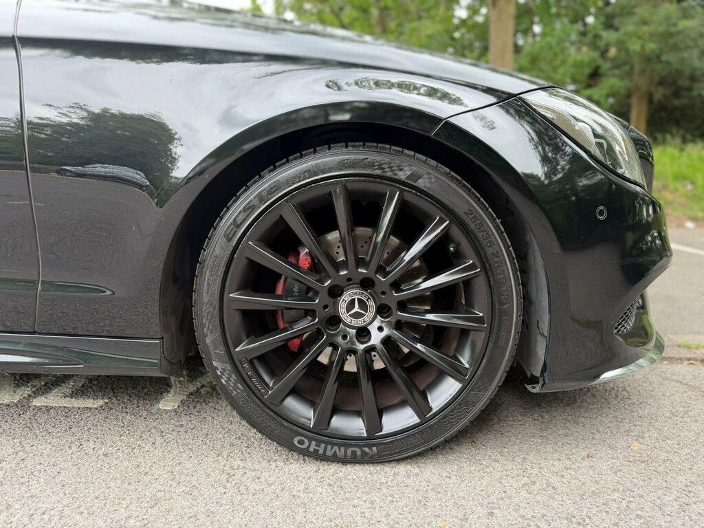 Mercedes-Benz CLS Saloon Black #27
