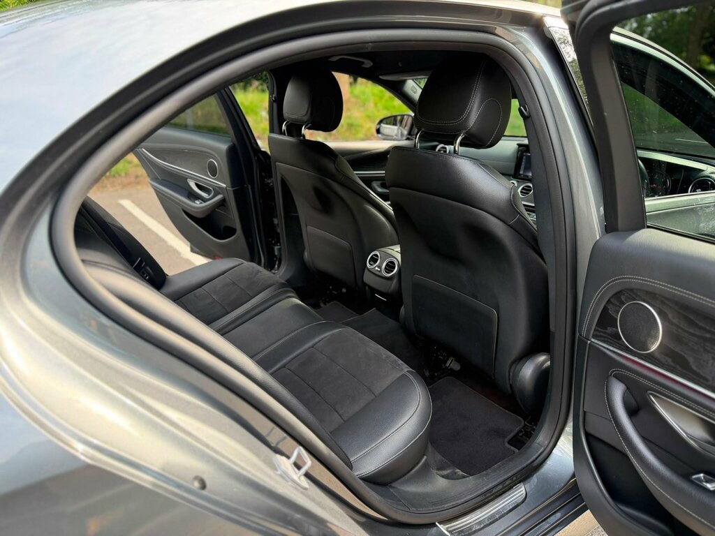 Mercedes-Benz E Class E 220 D Amg Line Blue #17