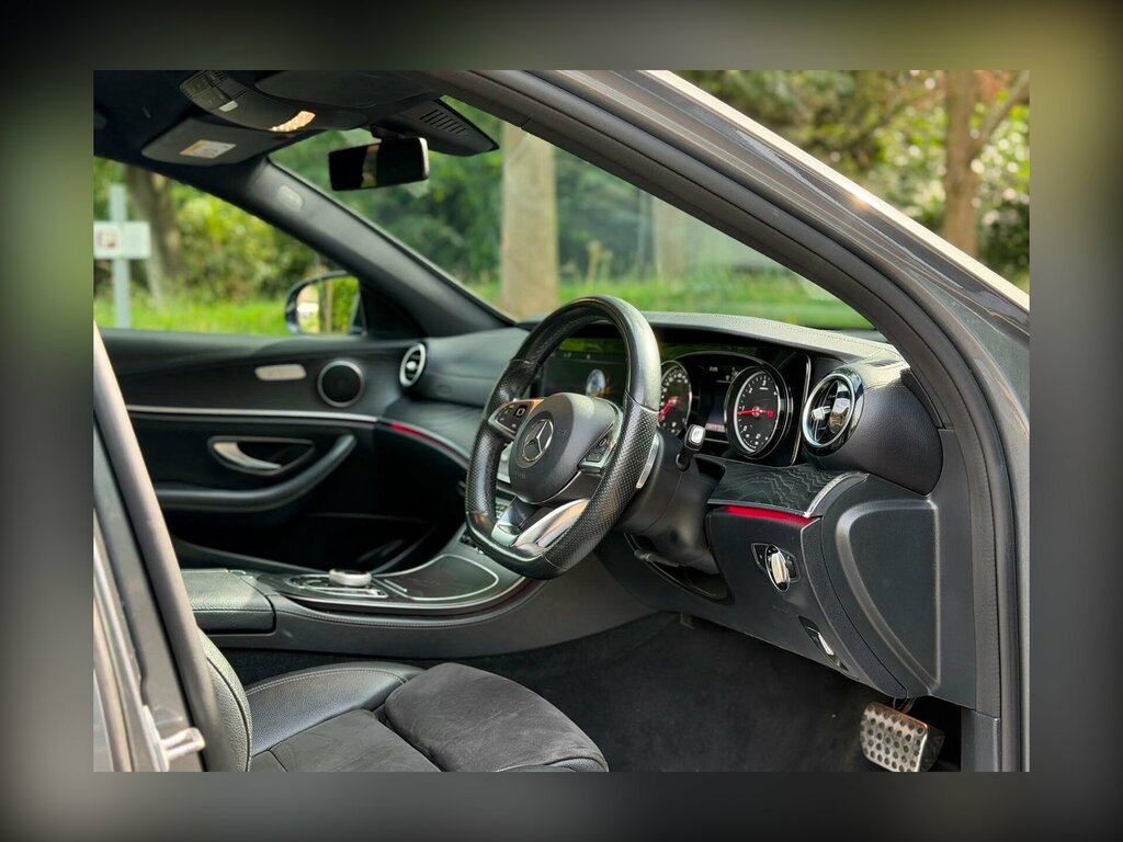 Mercedes-Benz E Class E 220 D Amg Line Blue #8