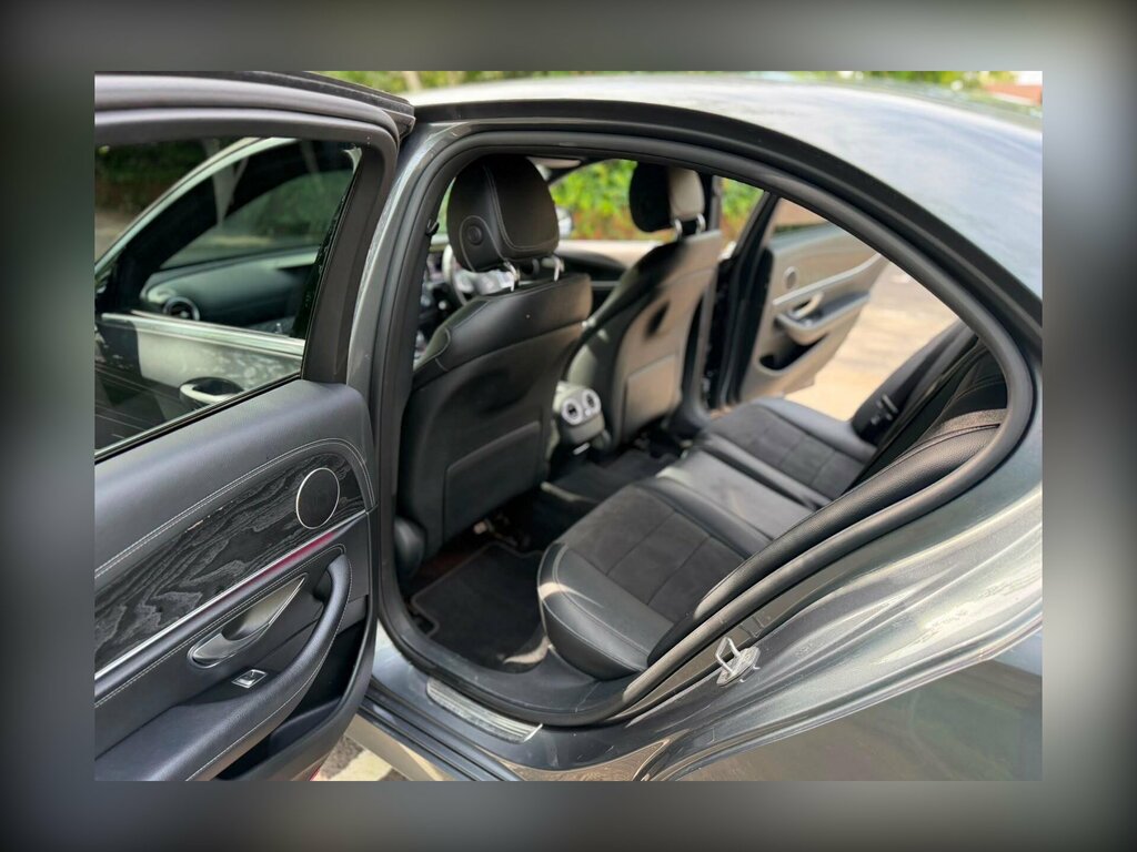 Mercedes-Benz E Class E 220 D Amg Line Blue #14