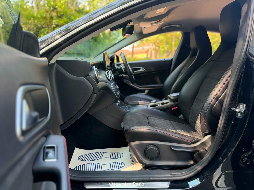Mercedes-Benz CLA Class Cla 45 4Matic Tip Black #13