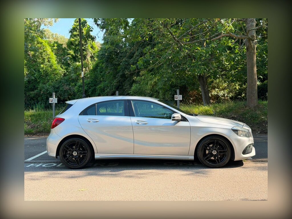 Mercedes-Benz A Class 1.5 A180d Amg Line Euro 6 Ss Silver #3