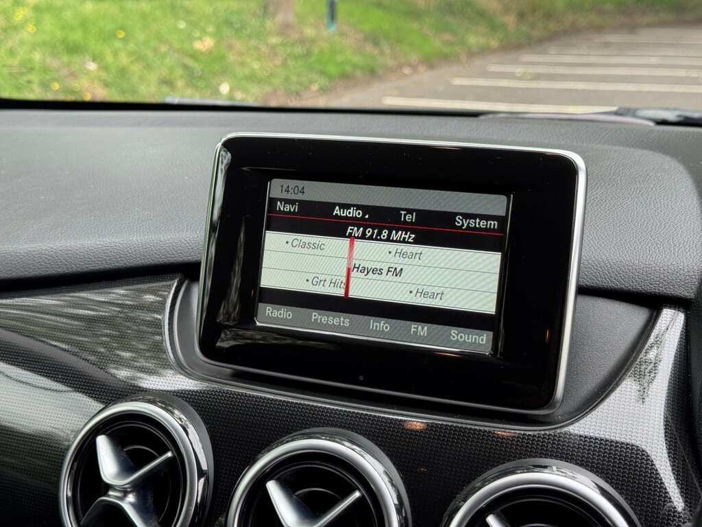 Mercedes-Benz B Class Sport Black #24