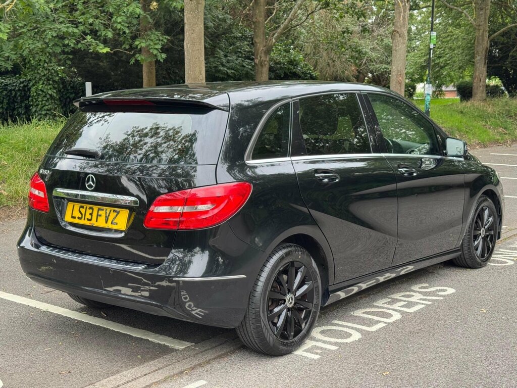 Mercedes-Benz B Class 1.6 B180 Blueefficiency Se 7G-dct Euro 5 Ss Black #3