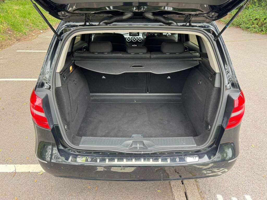 Mercedes-Benz B Class Sport Black #22
